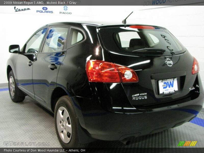 Wicked Black / Gray 2009 Nissan Rogue S AWD