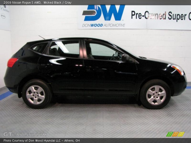 Wicked Black / Gray 2009 Nissan Rogue S AWD