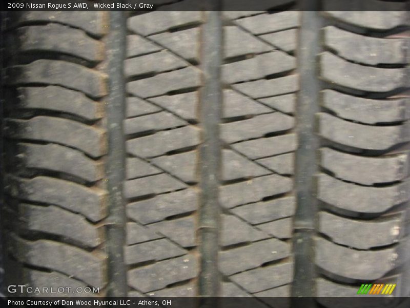 Wicked Black / Gray 2009 Nissan Rogue S AWD