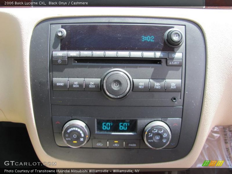 Black Onyx / Cashmere 2006 Buick Lucerne CXL