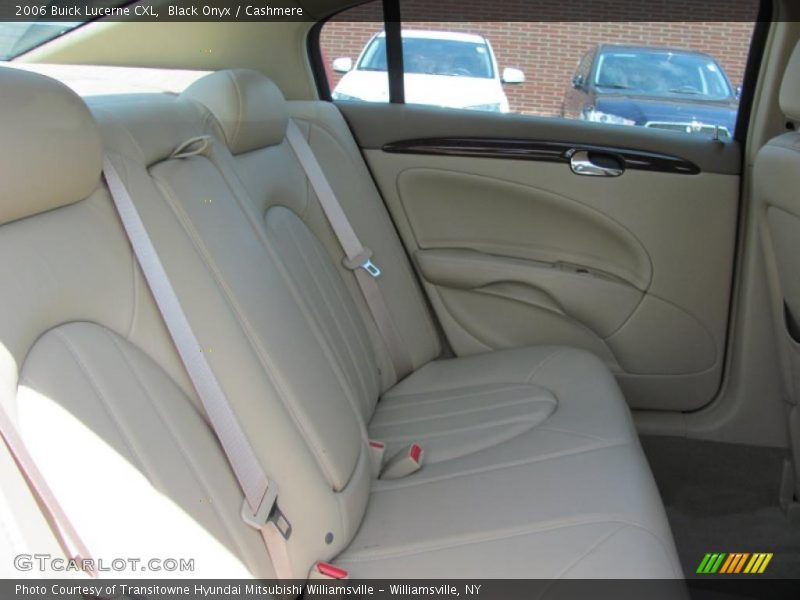 Black Onyx / Cashmere 2006 Buick Lucerne CXL