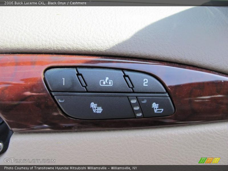 Black Onyx / Cashmere 2006 Buick Lucerne CXL