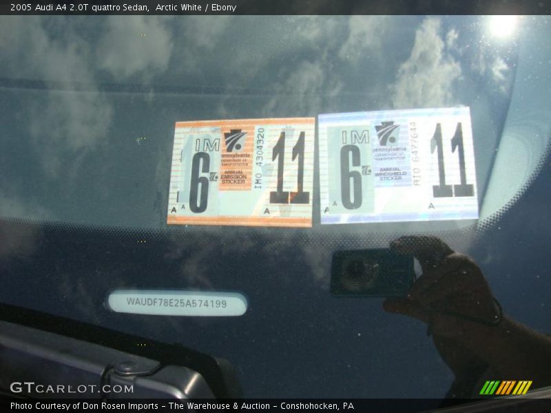 Arctic White / Ebony 2005 Audi A4 2.0T quattro Sedan