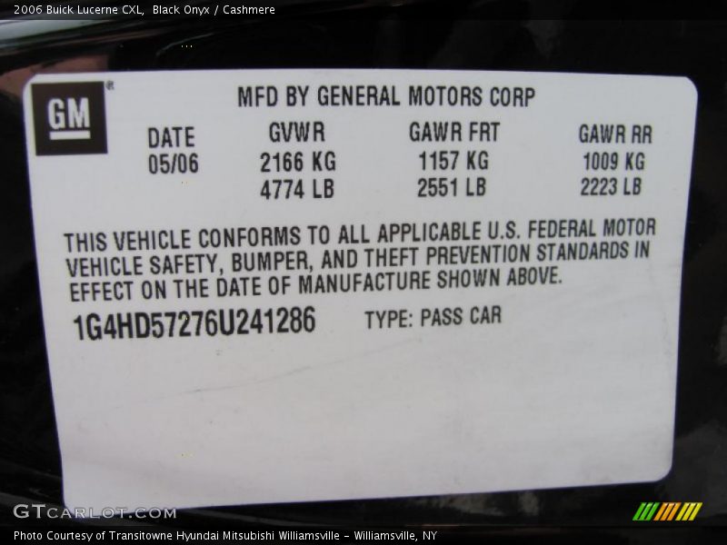 Black Onyx / Cashmere 2006 Buick Lucerne CXL