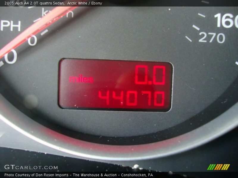 Arctic White / Ebony 2005 Audi A4 2.0T quattro Sedan