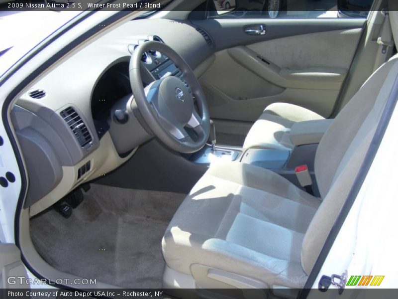 Winter Frost Pearl / Blond 2009 Nissan Altima 2.5 S