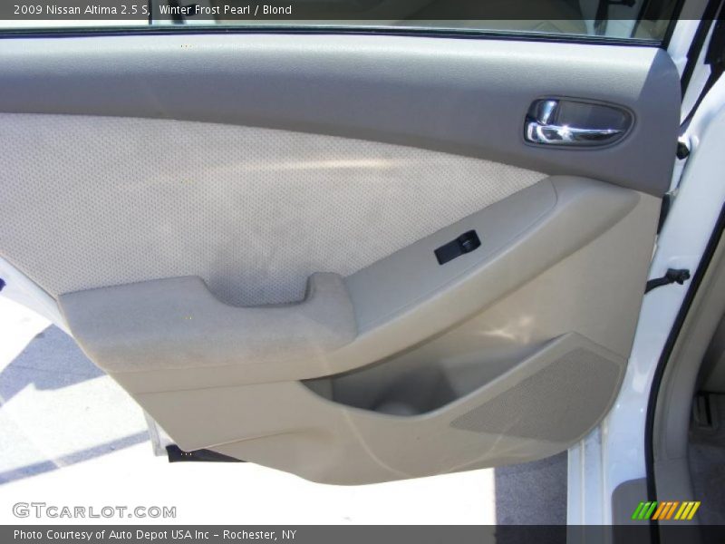 Winter Frost Pearl / Blond 2009 Nissan Altima 2.5 S