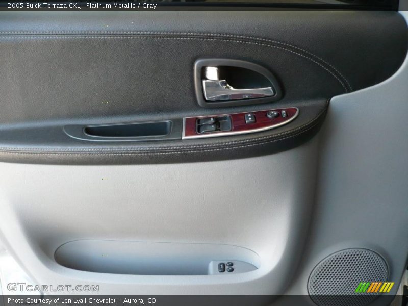 Platinum Metallic / Gray 2005 Buick Terraza CXL