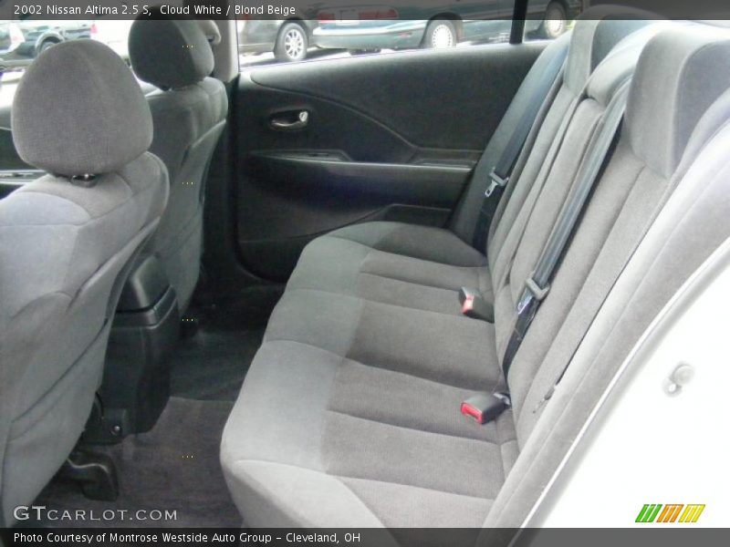 Cloud White / Blond Beige 2002 Nissan Altima 2.5 S