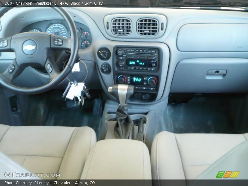 Black / Light Gray 2007 Chevrolet TrailBlazer LT 4x4