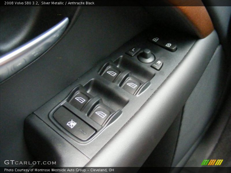 Silver Metallic / Anthracite Black 2008 Volvo S80 3.2