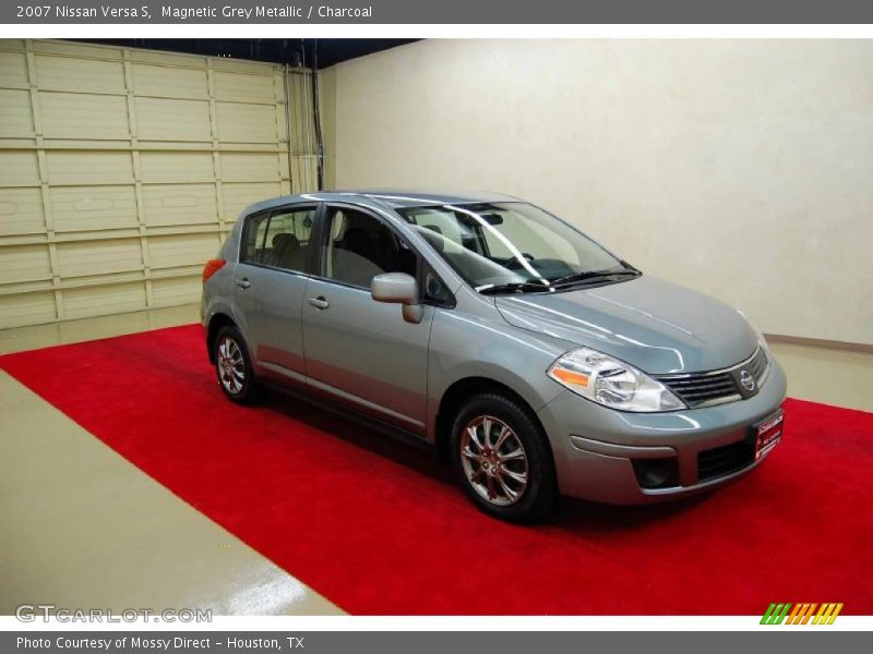 Magnetic Grey Metallic / Charcoal 2007 Nissan Versa S