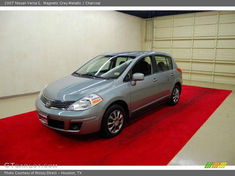 Magnetic Grey Metallic / Charcoal 2007 Nissan Versa S