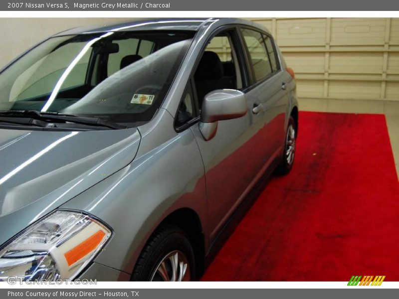 Magnetic Grey Metallic / Charcoal 2007 Nissan Versa S