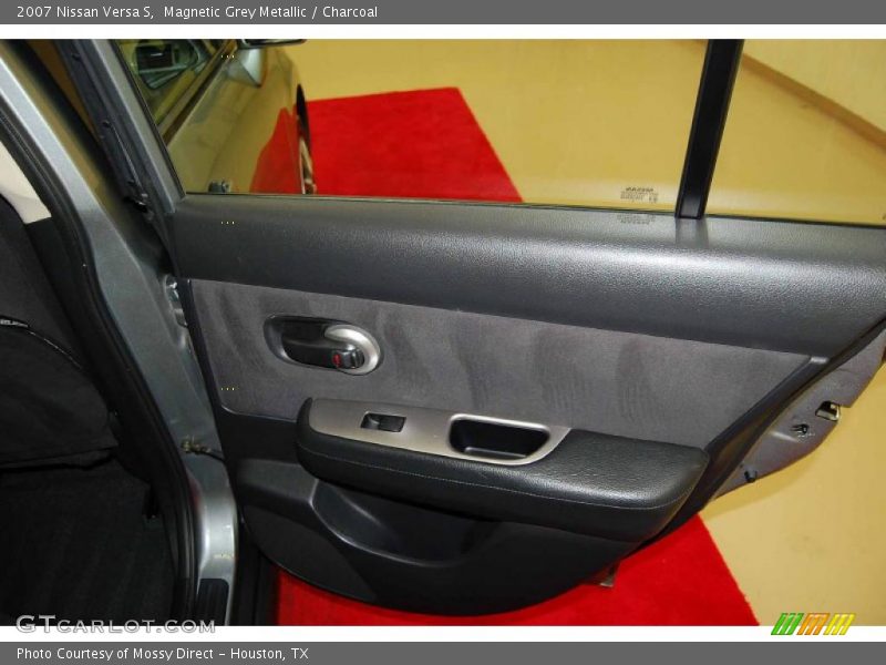 Magnetic Grey Metallic / Charcoal 2007 Nissan Versa S