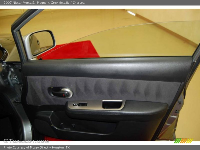 Magnetic Grey Metallic / Charcoal 2007 Nissan Versa S