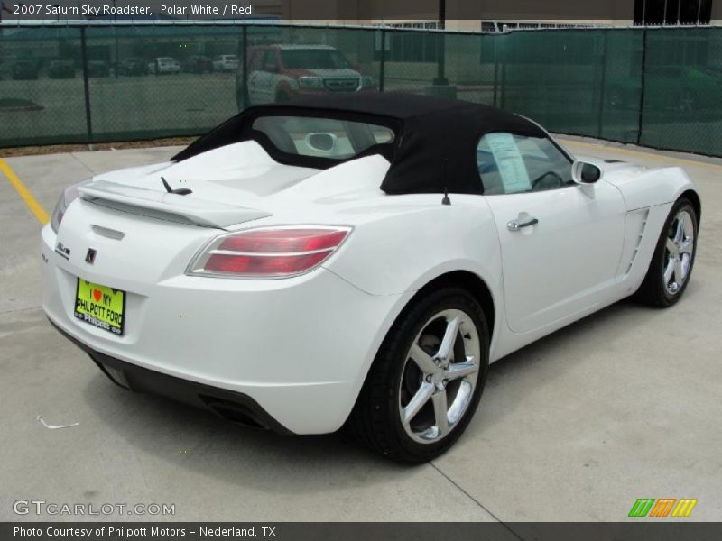 Polar White / Red 2007 Saturn Sky Roadster