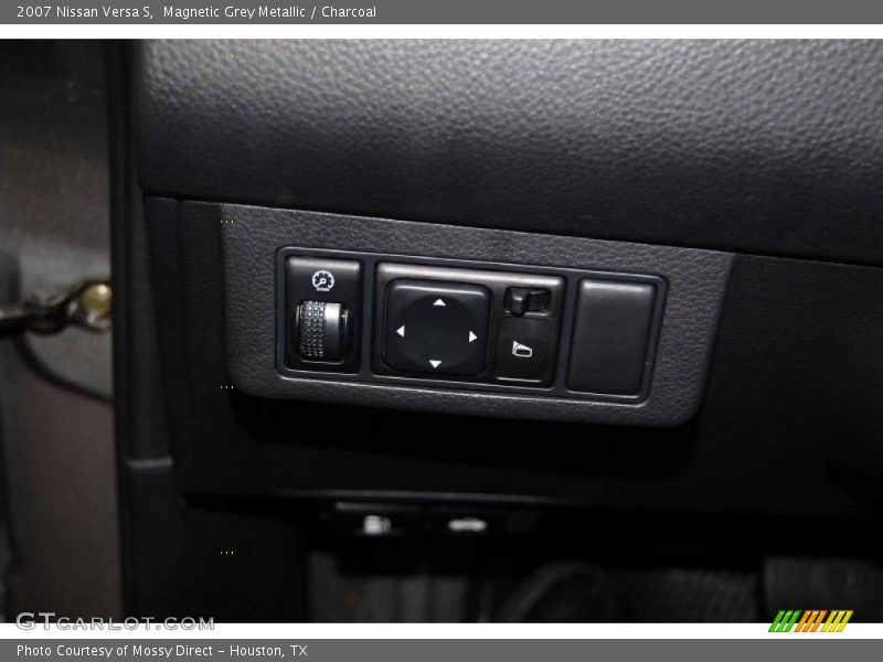 Magnetic Grey Metallic / Charcoal 2007 Nissan Versa S