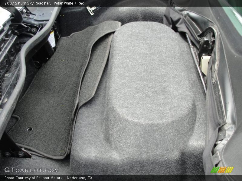 Polar White / Red 2007 Saturn Sky Roadster