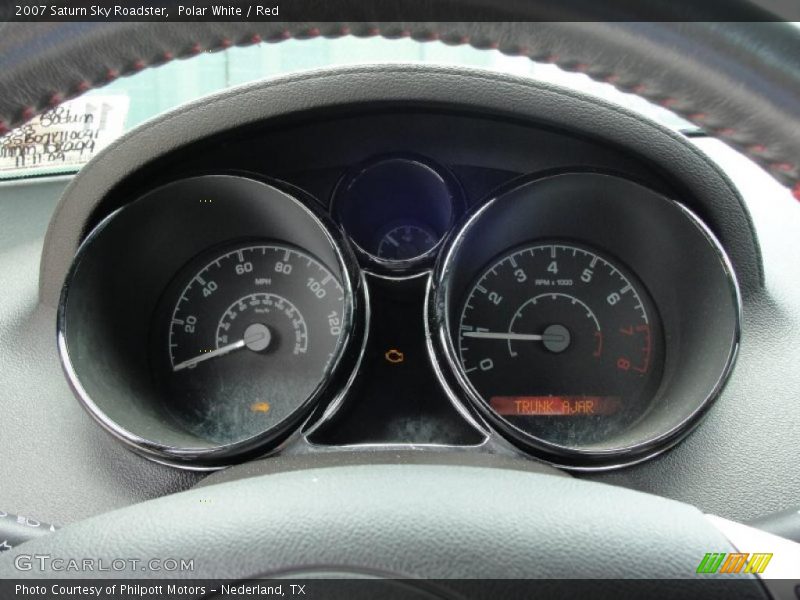 Polar White / Red 2007 Saturn Sky Roadster