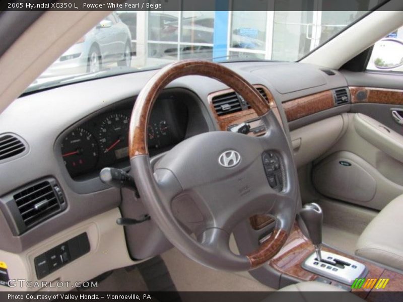 Powder White Pearl / Beige 2005 Hyundai XG350 L