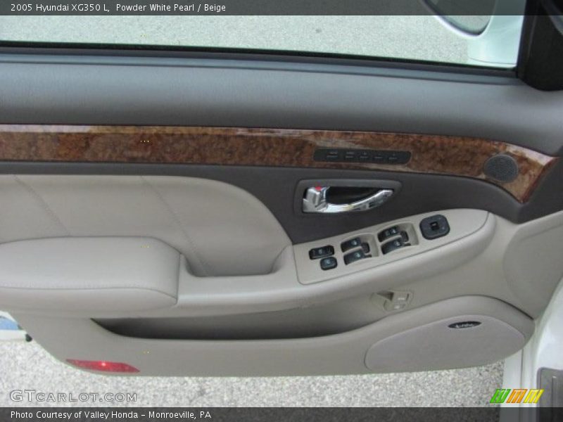 Powder White Pearl / Beige 2005 Hyundai XG350 L