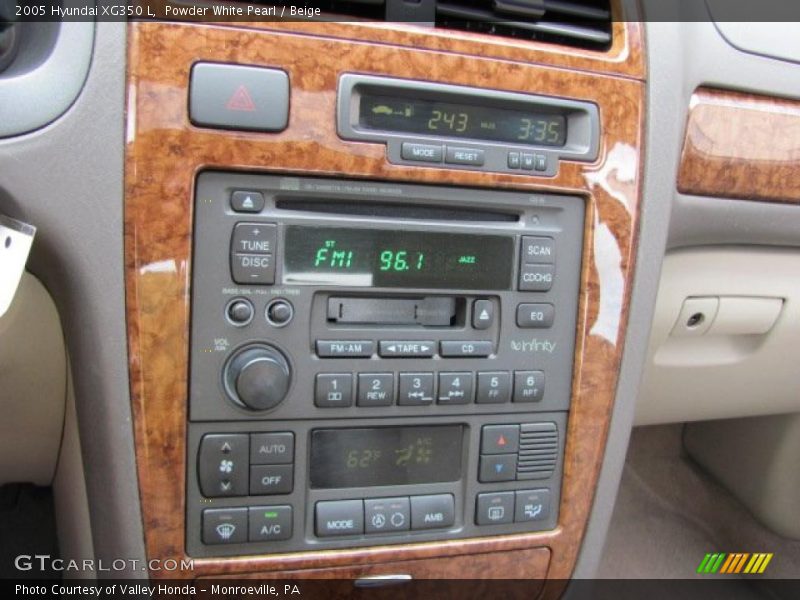 Powder White Pearl / Beige 2005 Hyundai XG350 L
