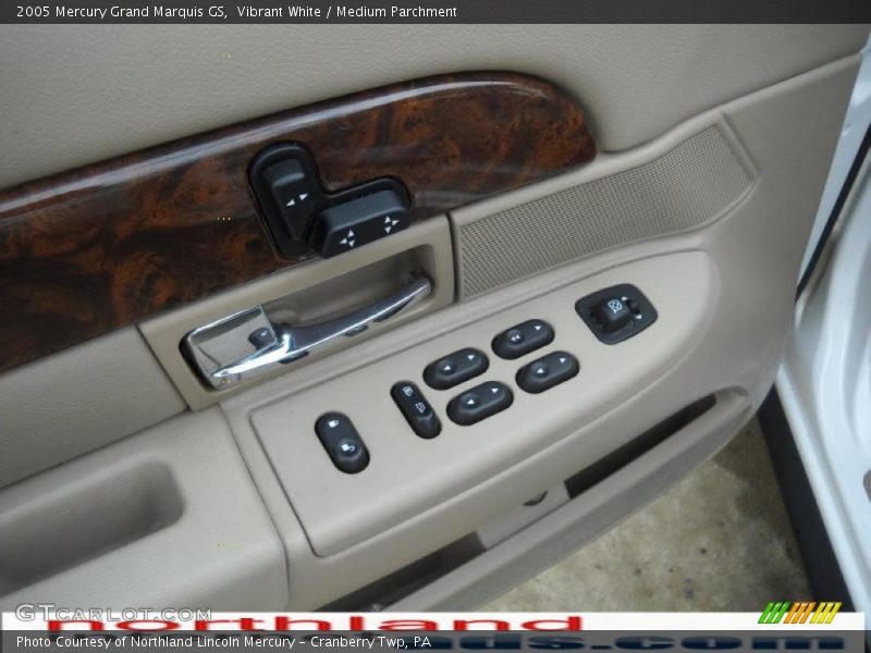 Vibrant White / Medium Parchment 2005 Mercury Grand Marquis GS
