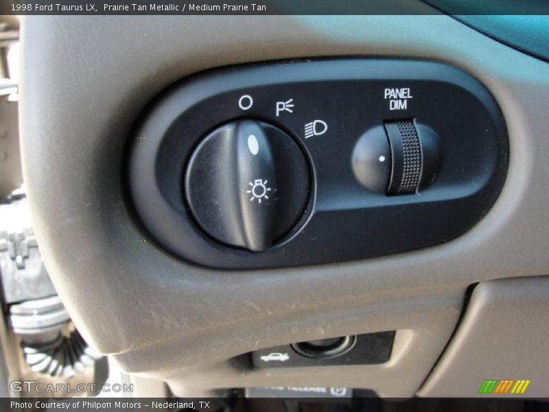 Prairie Tan Metallic / Medium Prairie Tan 1998 Ford Taurus LX