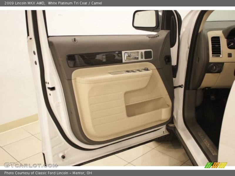 White Platinum Tri Coat / Camel 2009 Lincoln MKX AWD