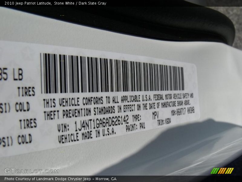 Stone White / Dark Slate Gray 2010 Jeep Patriot Latitude