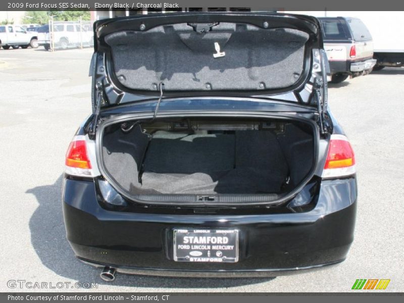 Ebony Black / Charcoal Black 2009 Ford Focus SES Sedan