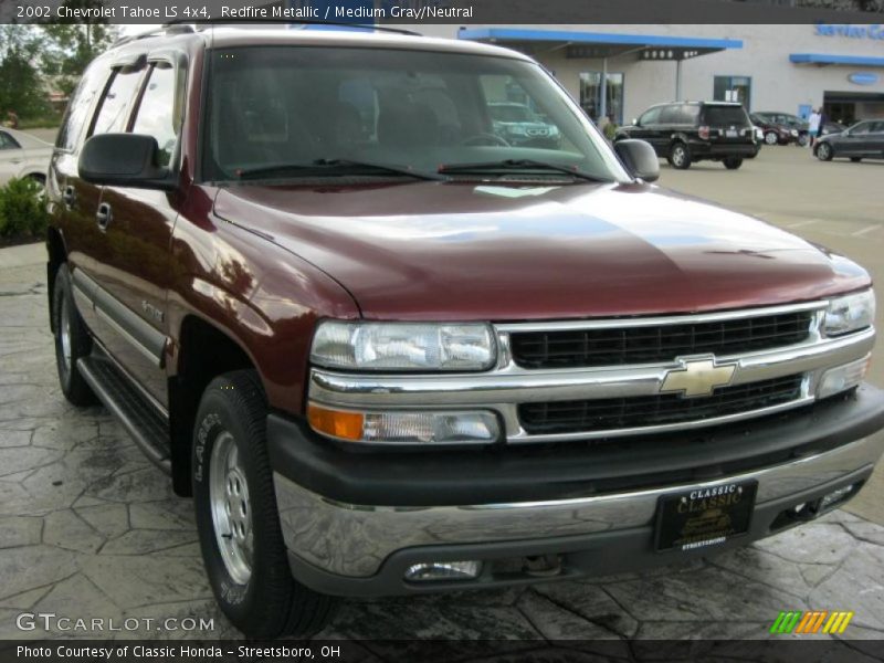 Redfire Metallic / Medium Gray/Neutral 2002 Chevrolet Tahoe LS 4x4