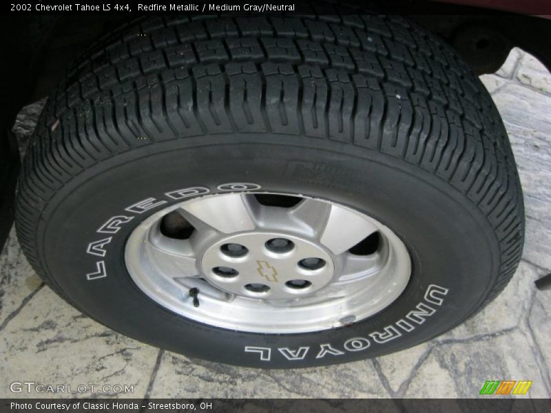 Redfire Metallic / Medium Gray/Neutral 2002 Chevrolet Tahoe LS 4x4