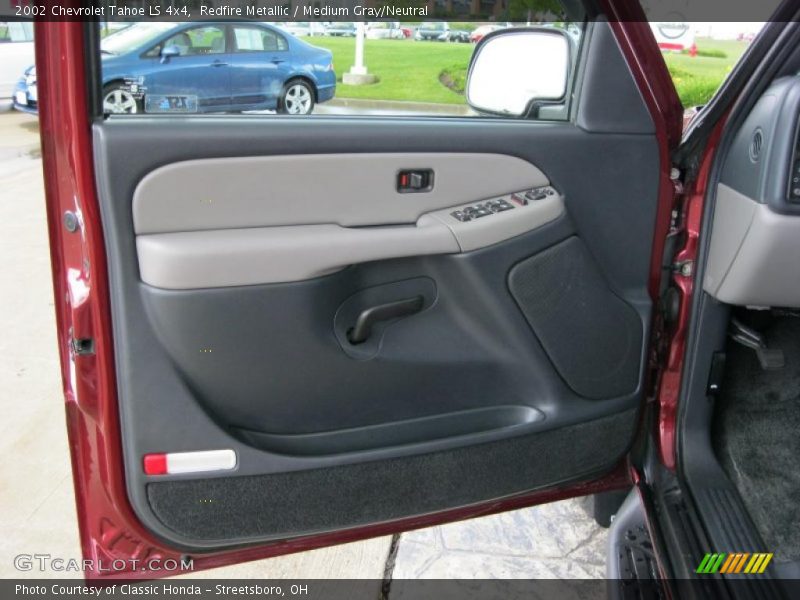 Redfire Metallic / Medium Gray/Neutral 2002 Chevrolet Tahoe LS 4x4