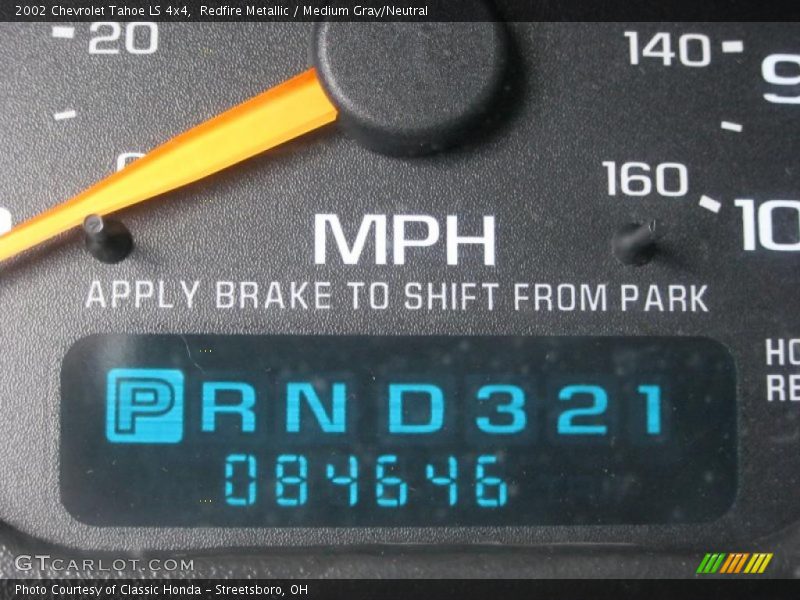 Redfire Metallic / Medium Gray/Neutral 2002 Chevrolet Tahoe LS 4x4