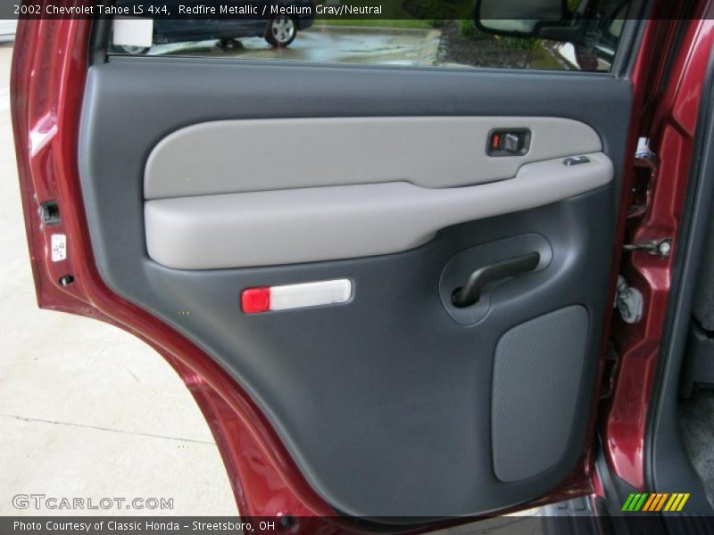 Redfire Metallic / Medium Gray/Neutral 2002 Chevrolet Tahoe LS 4x4