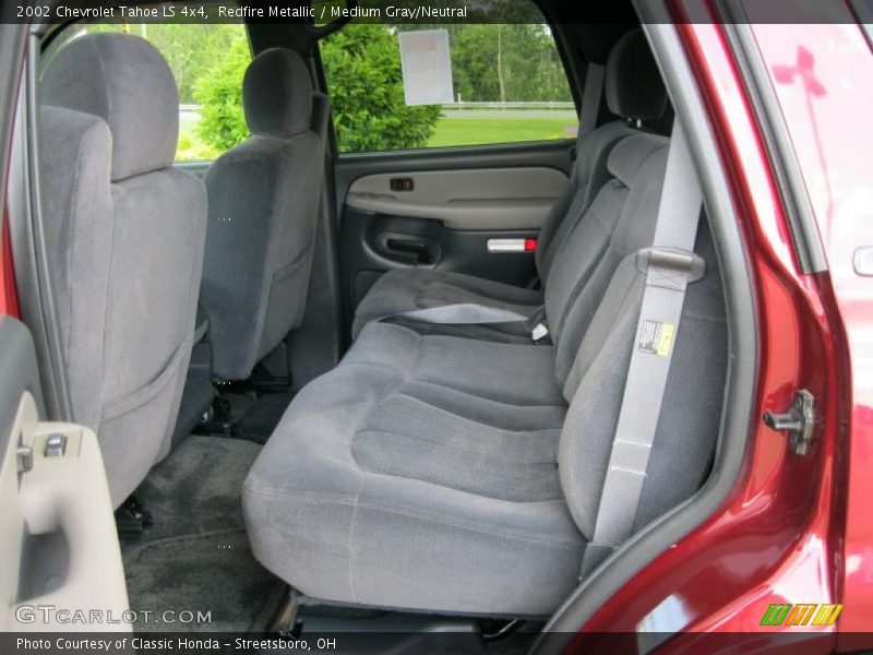 Redfire Metallic / Medium Gray/Neutral 2002 Chevrolet Tahoe LS 4x4