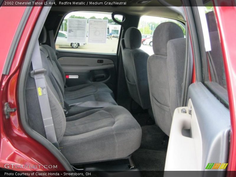 Redfire Metallic / Medium Gray/Neutral 2002 Chevrolet Tahoe LS 4x4