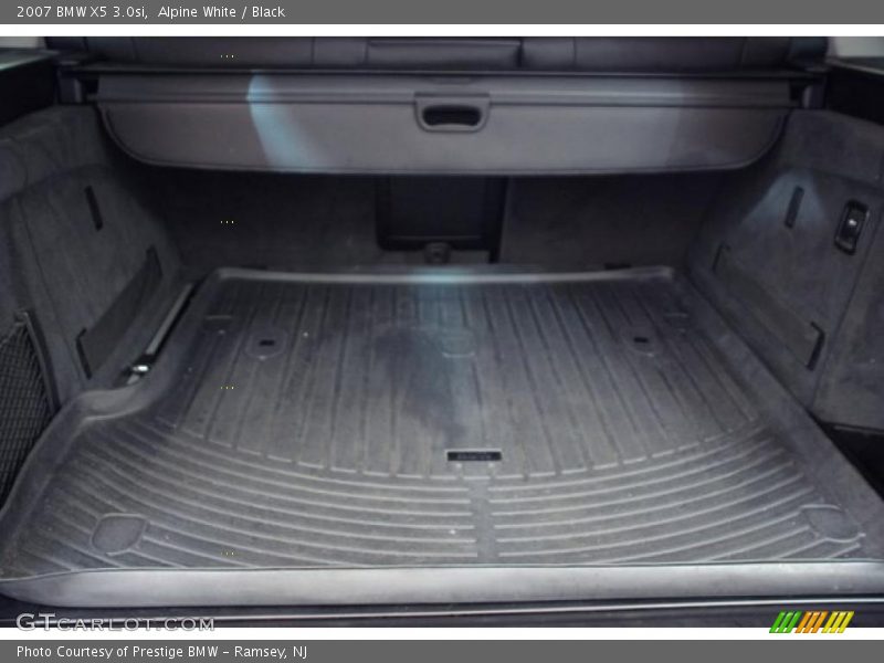 Alpine White / Black 2007 BMW X5 3.0si