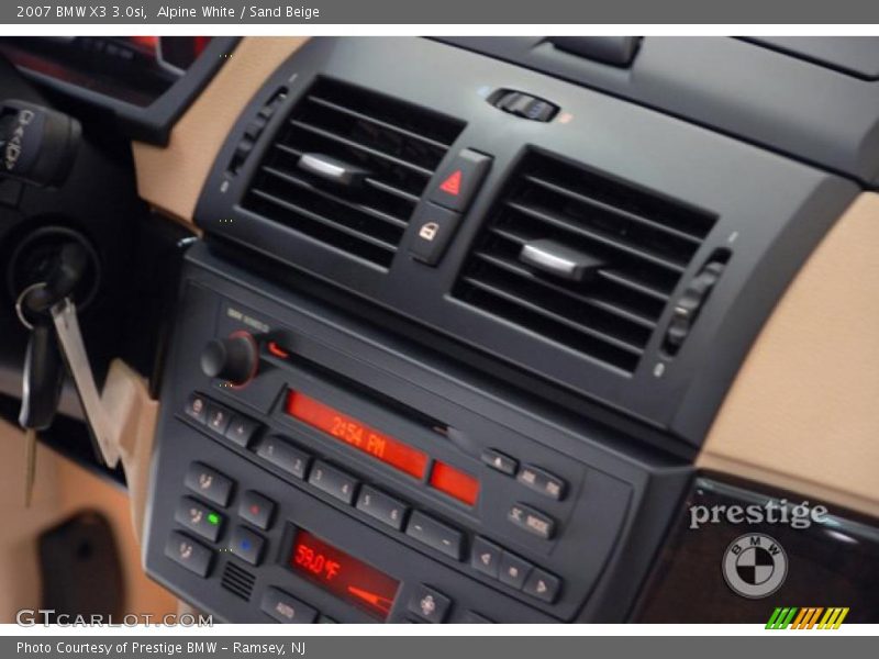 Alpine White / Sand Beige 2007 BMW X3 3.0si