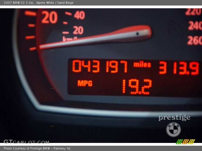 Alpine White / Sand Beige 2007 BMW X3 3.0si