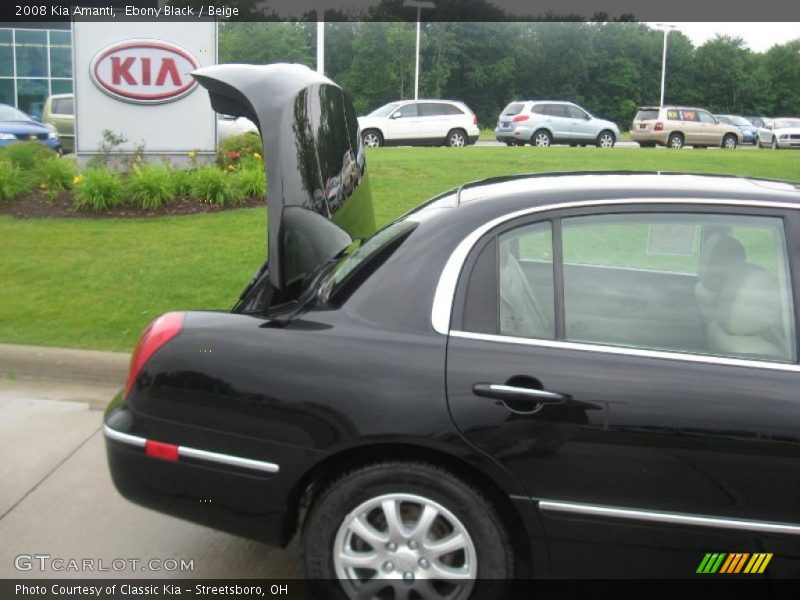 Ebony Black / Beige 2008 Kia Amanti