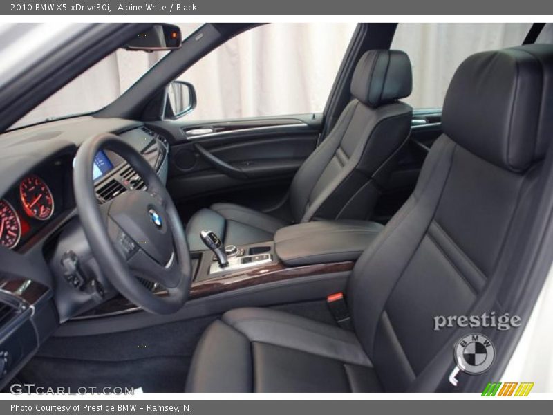 Alpine White / Black 2010 BMW X5 xDrive30i