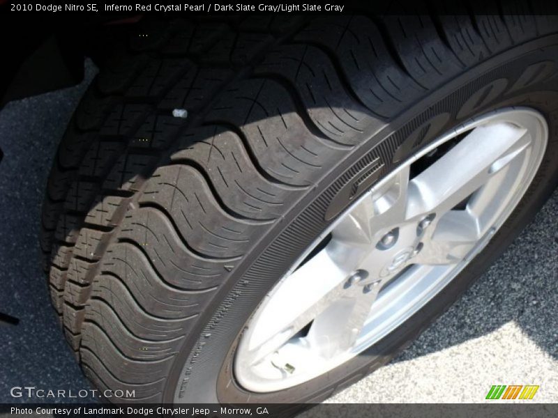 Inferno Red Crystal Pearl / Dark Slate Gray/Light Slate Gray 2010 Dodge Nitro SE