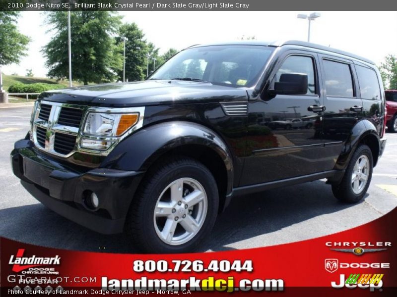Brilliant Black Crystal Pearl / Dark Slate Gray/Light Slate Gray 2010 Dodge Nitro SE