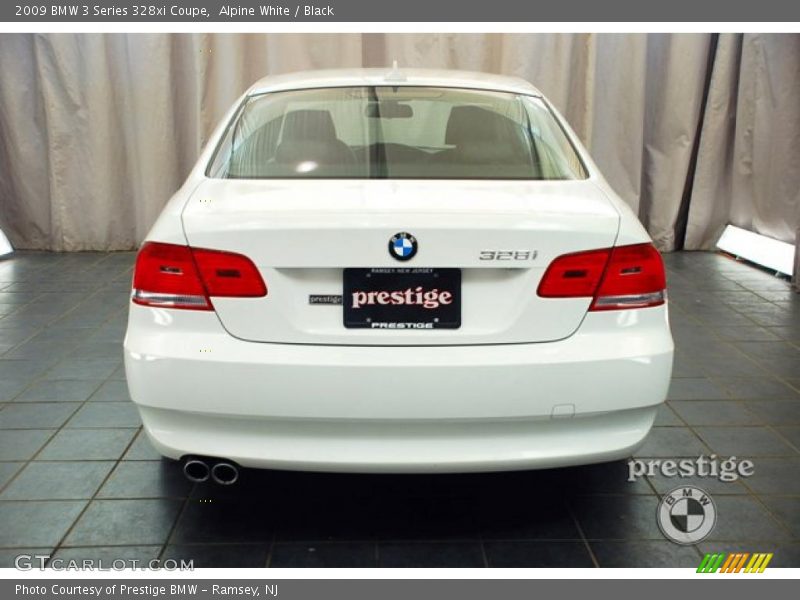 Alpine White / Black 2009 BMW 3 Series 328xi Coupe
