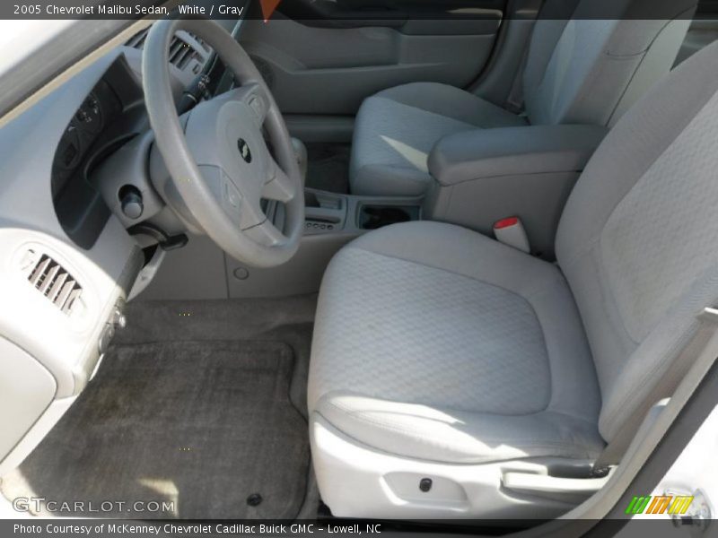 White / Gray 2005 Chevrolet Malibu Sedan