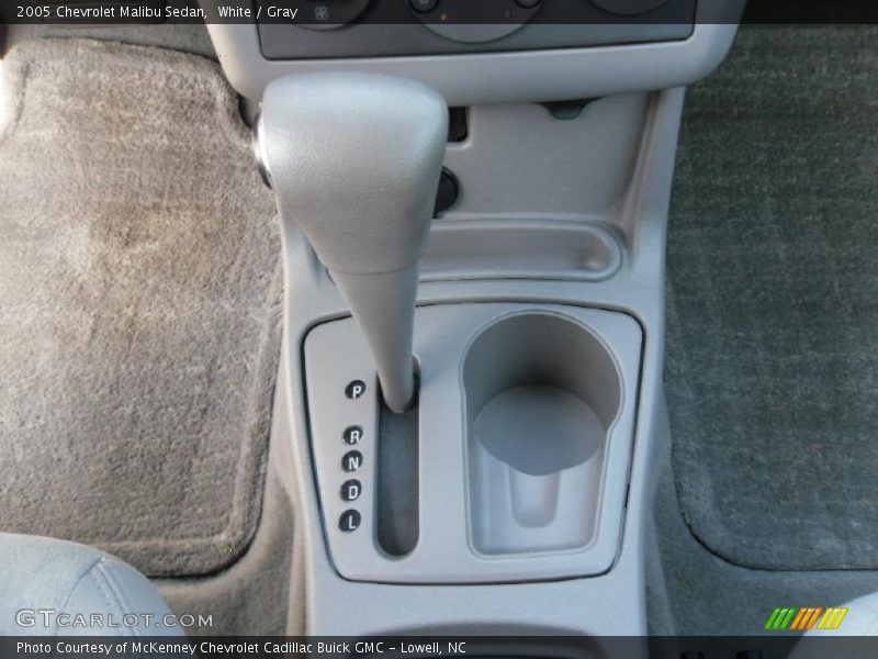 White / Gray 2005 Chevrolet Malibu Sedan