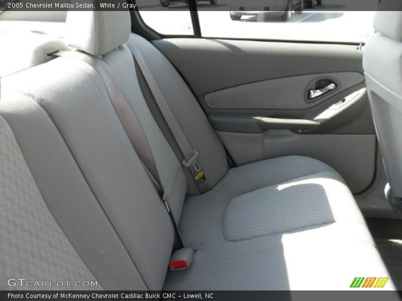 White / Gray 2005 Chevrolet Malibu Sedan